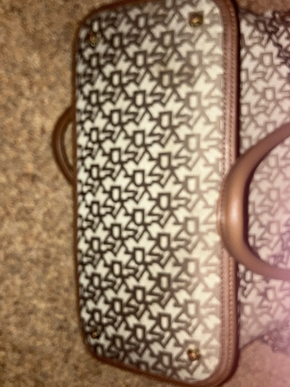 Dkny 9”x12”x6” perfect